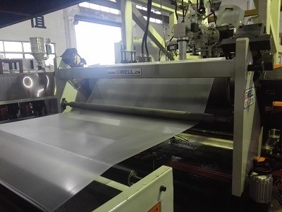 주문 단일 나사 TPU 주사 필름 진압 선 500kg/H 0.08-3mm 두께 online manufacture