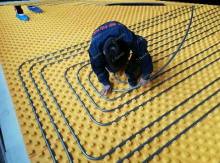 주문 350kg/H 맞춤형 물 바닥 난방 모듈 패널 생산 라인 열 단열 online manufacture