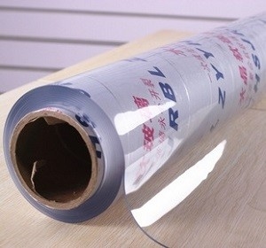 주문 기계 Pvc 단일의 스크류 압출기를 제조하는 0.4 밀리미터 투명한 소프트 Pvc 시트 online manufacture