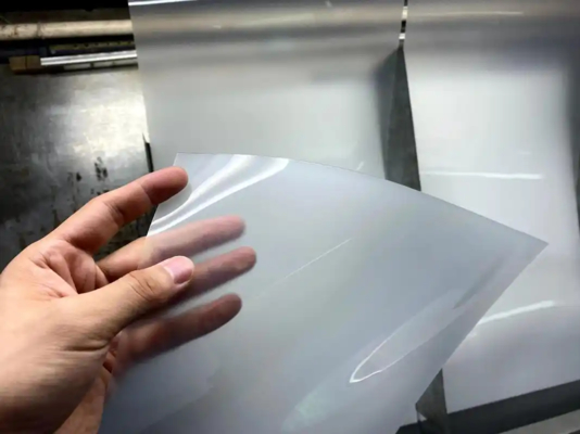 주문 80% 재활용 소재 ABA 3층 공압출 및 800-1500mm 폭의 PP 블리스터 시트 압출 라인 online manufacture