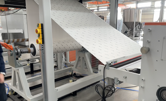 주문 600KG/H 출력, 0.2-2mm 두께 범위 및 GAG 3층 구조를 가진 PETG 장식 엽 extrusion 라인 online manufacture